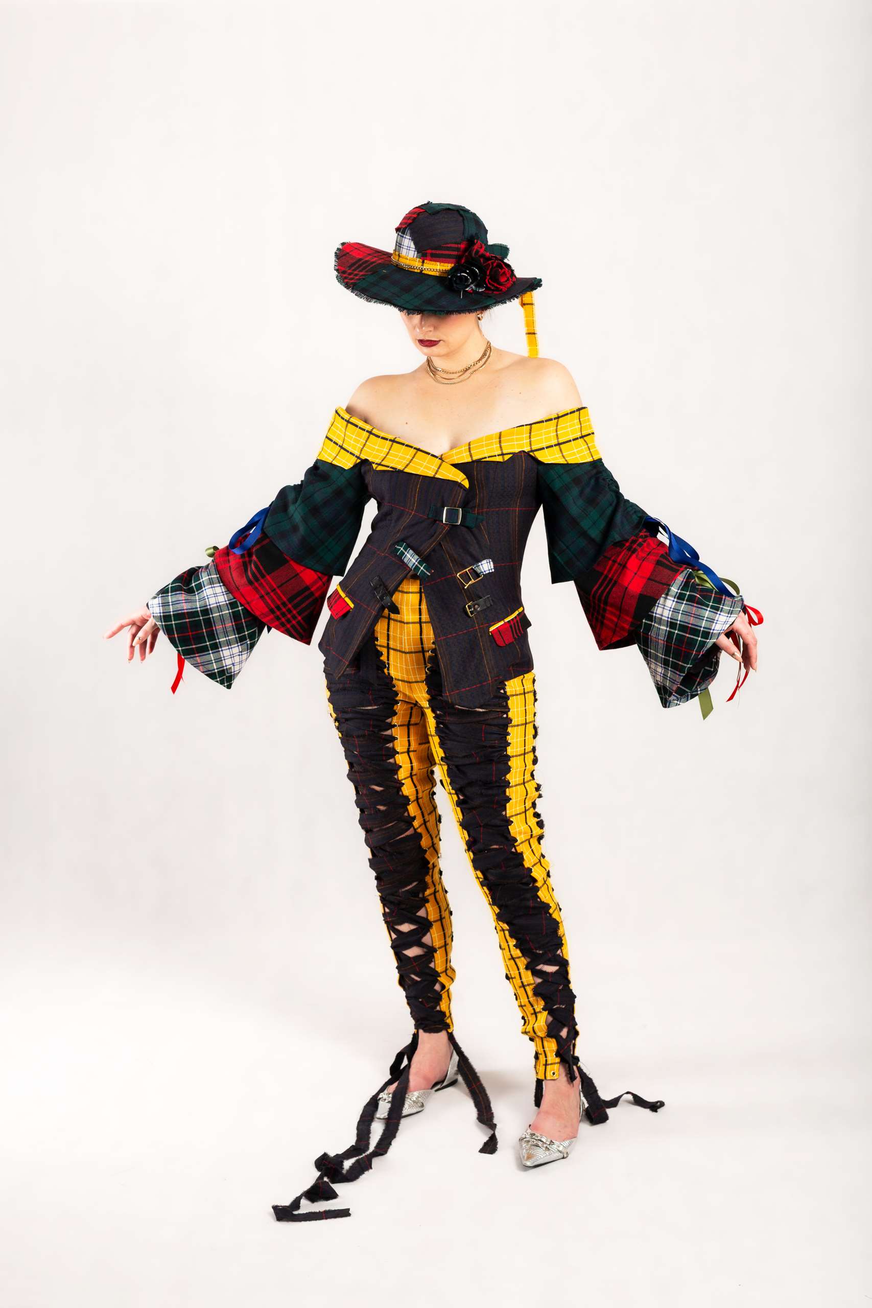 ISOBEL HYLAND, Melbourne, Pivot City Punk