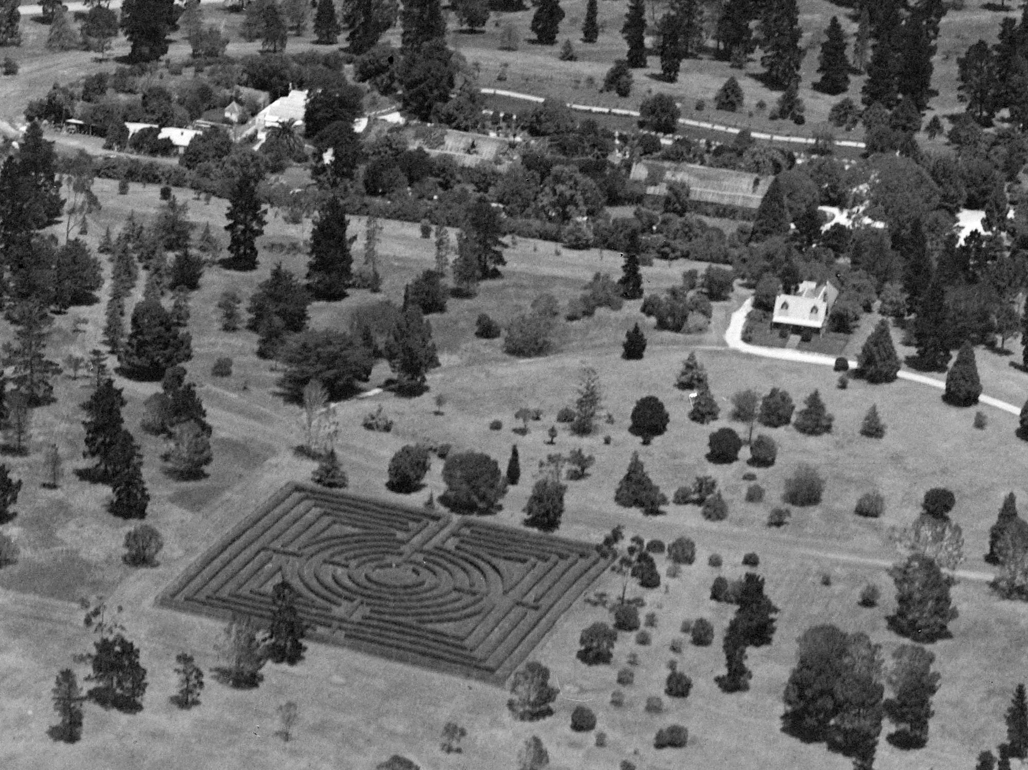 Eastern Park Hedge Maze