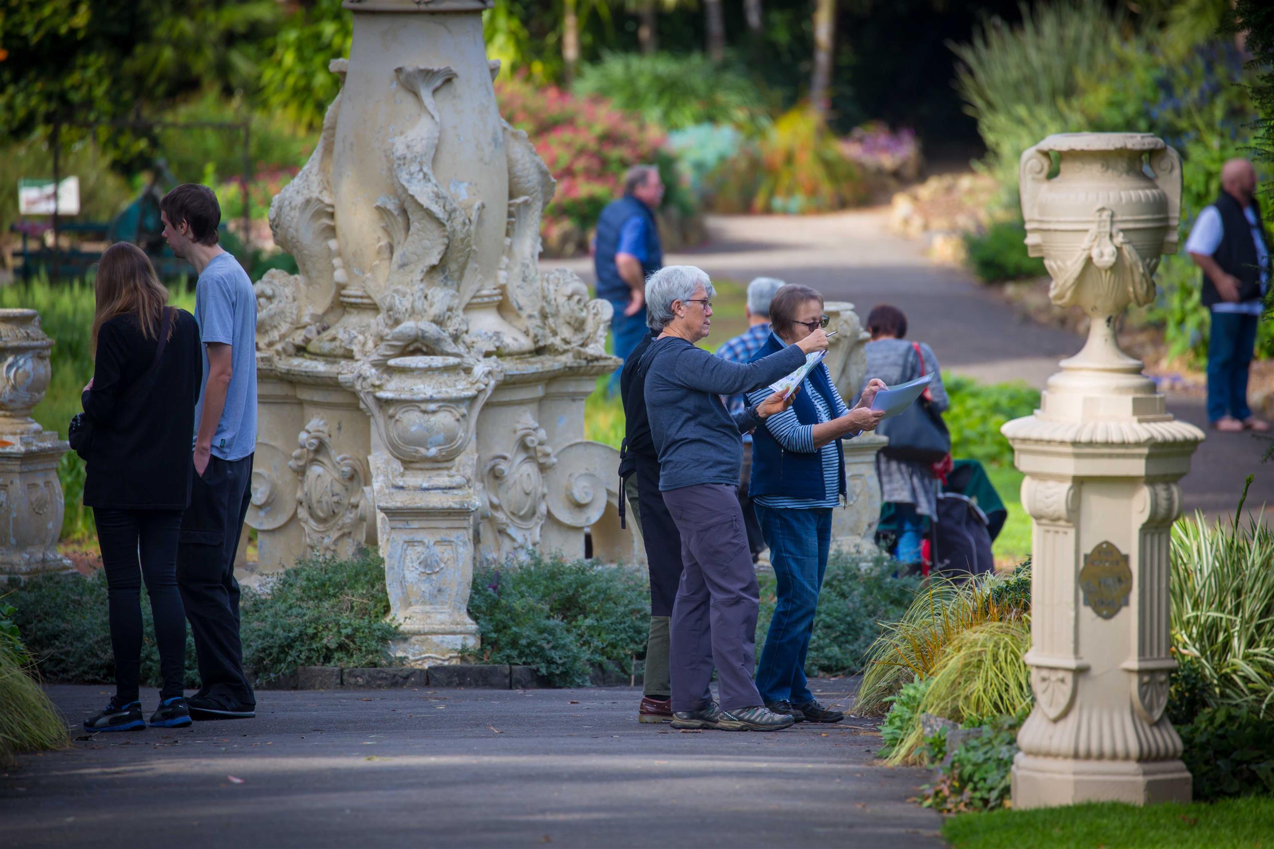 Group Tour at the Botanic Garden