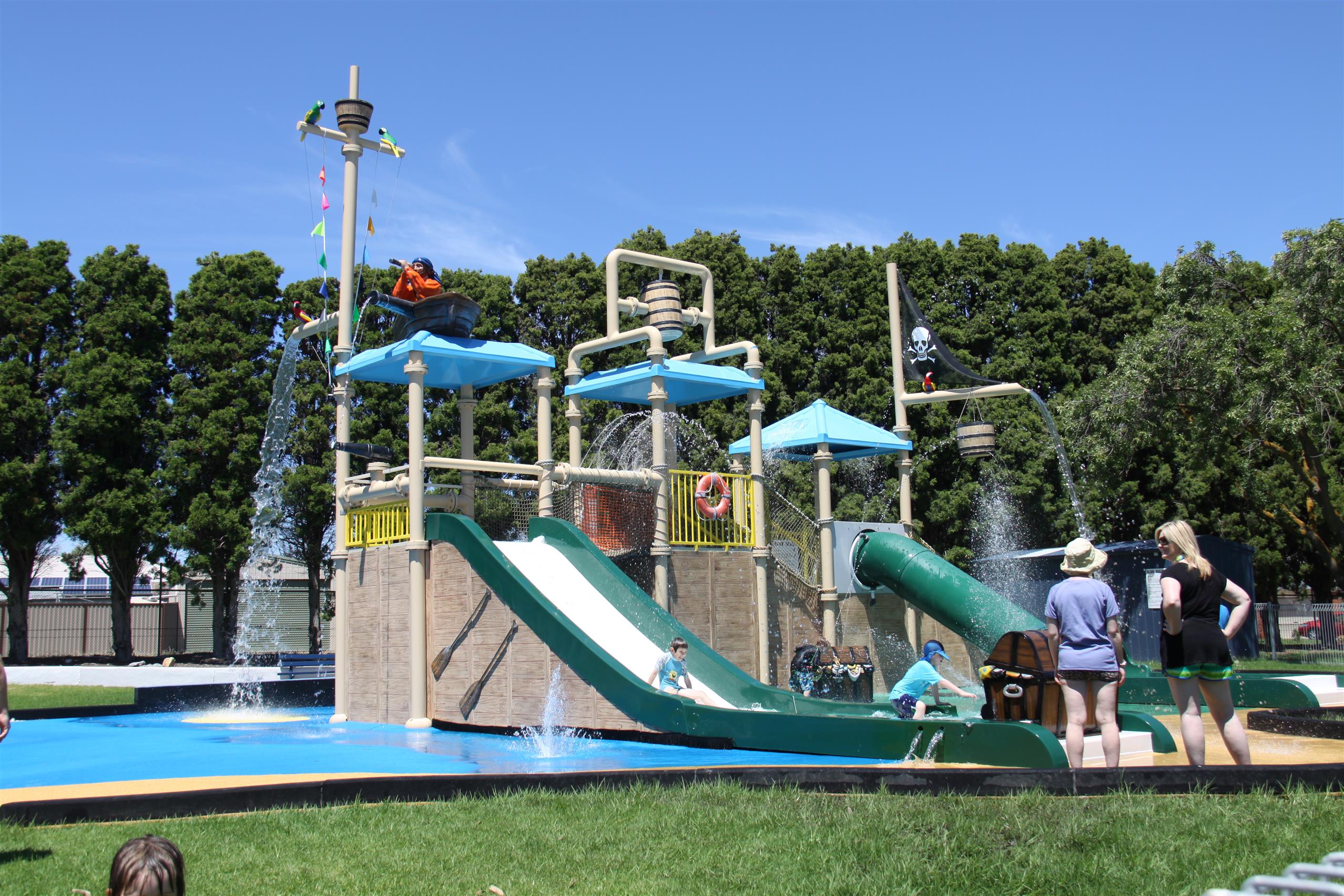 Lara Aquatic Centre