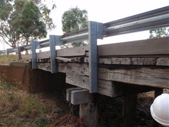 Example of a bridge in poor condition