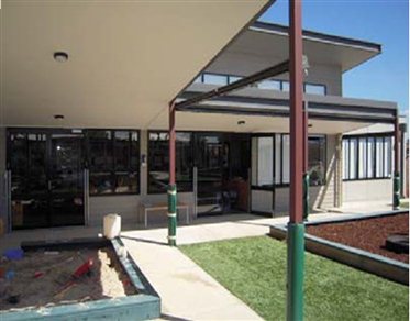 Example of community services building in good condition